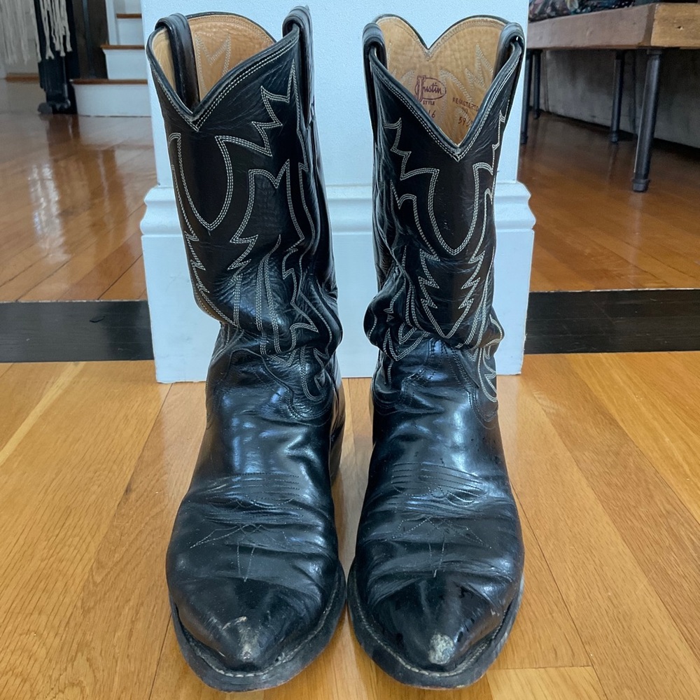 Justin 100% leather cowboy boots